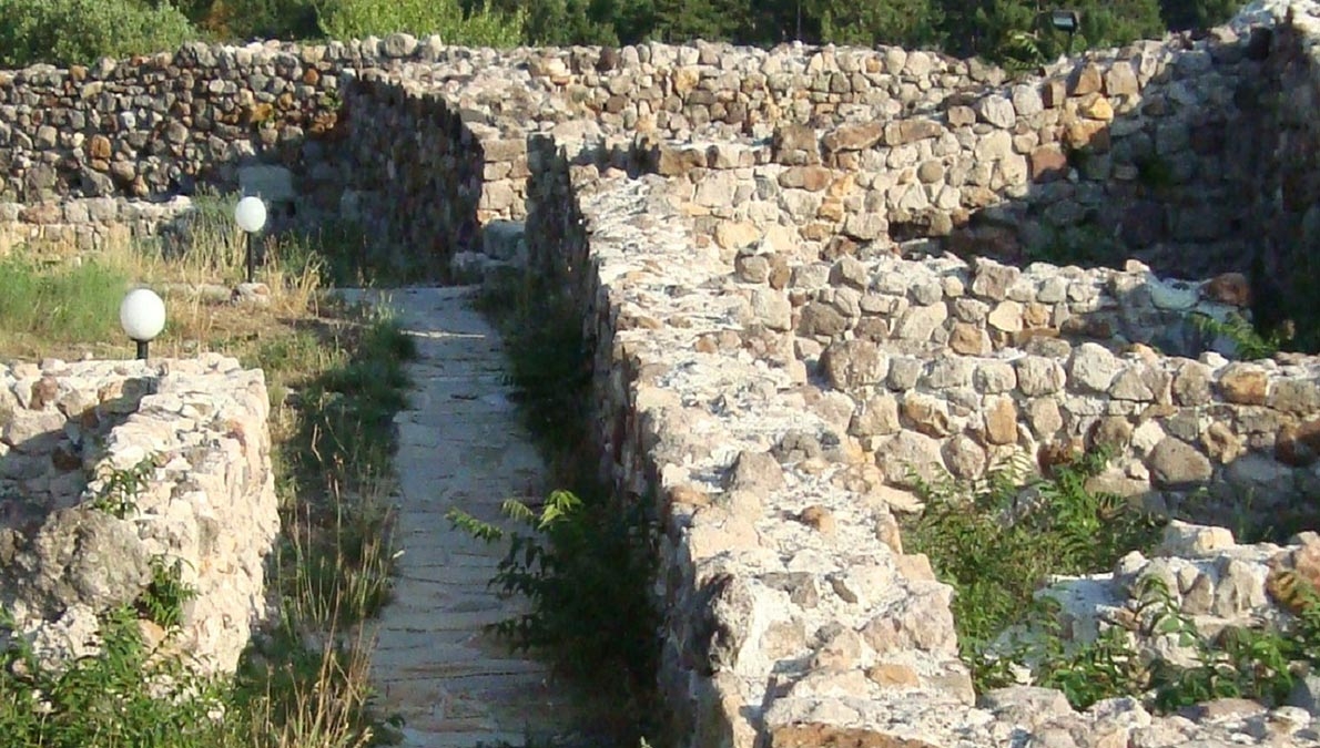 Sveti Duh (Holy Spirit) Roman fortress, village of Mineralni Bani