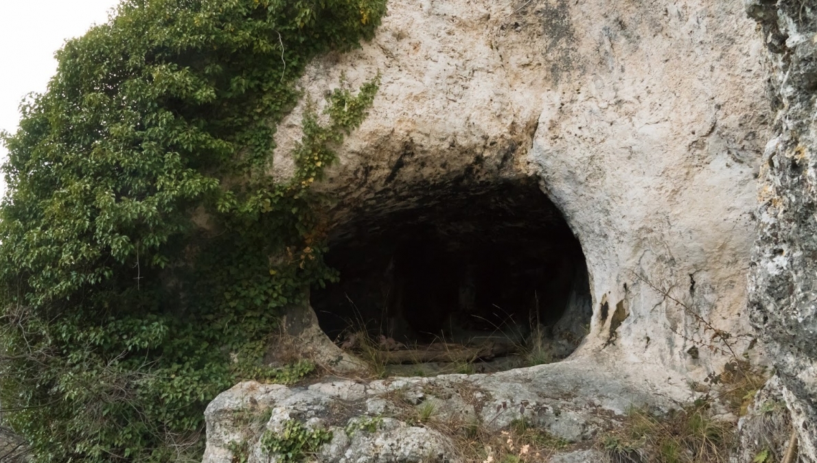 Thracian complex at Chala Ridge in the Eastern Rhodopes