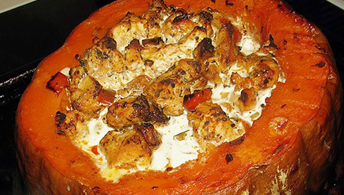 Stuffed pumpkin with rabbit meat